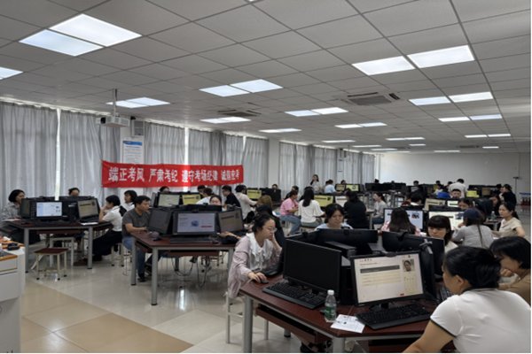 移动端与电脑端入口保持一致